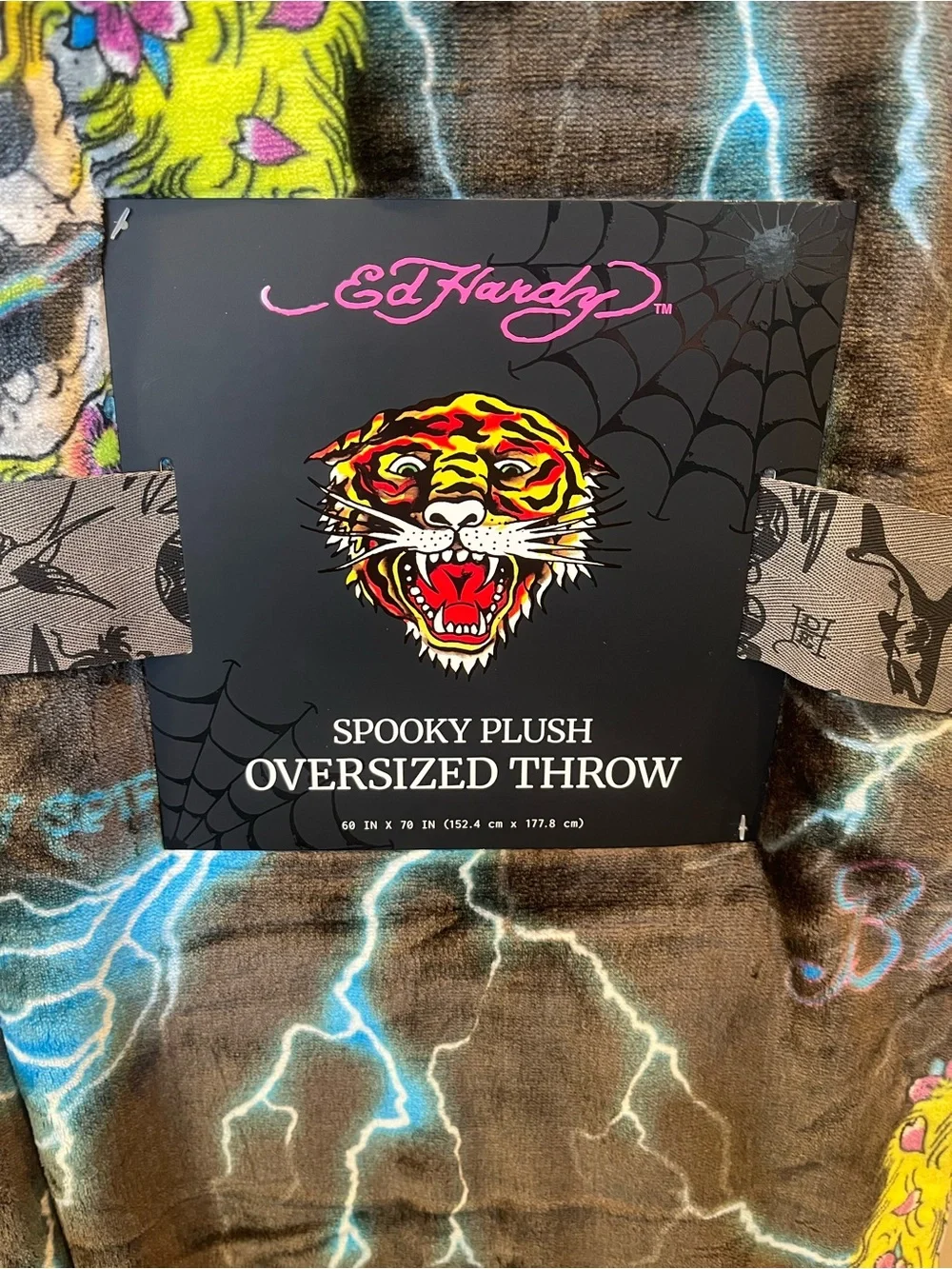 Ed Hardy Halloween Spooky Plush Oversized Throw Blanket - Skull & Lightning